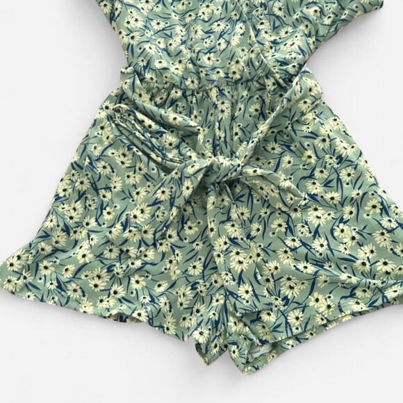 Urban Outfitters Billie Micro Floral Wrap Romper – Soft Grunge Mini, Size Small - Picture 5 of 6